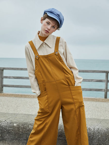素氪女装品牌2020春夏减龄背带裤两件套