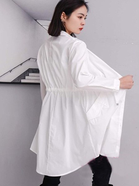约布女装品牌2020春夏白色风衣