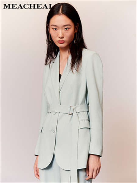 米茜尔女装品牌2020春夏V领西装外套绿色套装