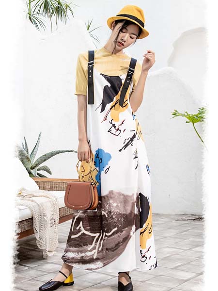 弗蔻Fu Kou女装品牌2020春夏吊带连衣裙叠穿黄色T恤