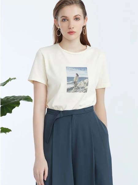 F.SHINE女装品牌2020春夏圆领T恤