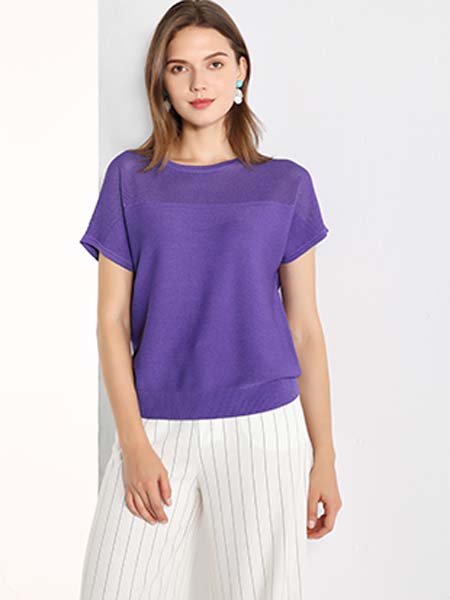 雅意娜菲女装品牌2020春夏紫色T恤