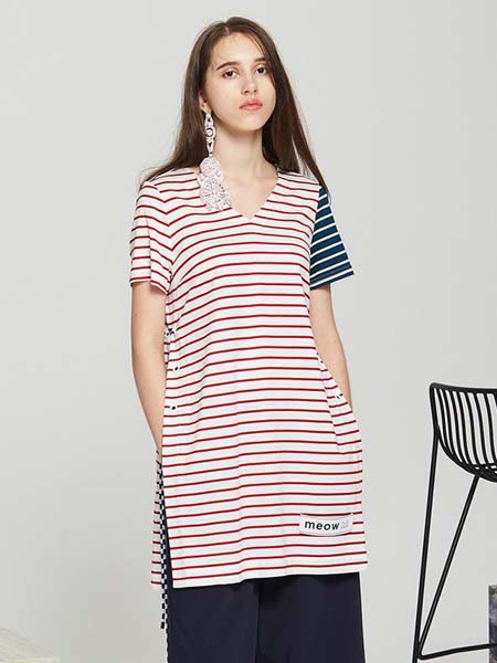欧蒂芙 OUDIFU女装品牌2020春夏红白条纹连衣裙