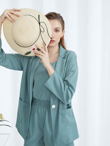 F.SHINE女装品牌2020春夏海蓝色西装套装