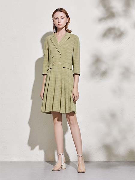 汀丁可女装品牌2020春夏格纹绿色连衣裙