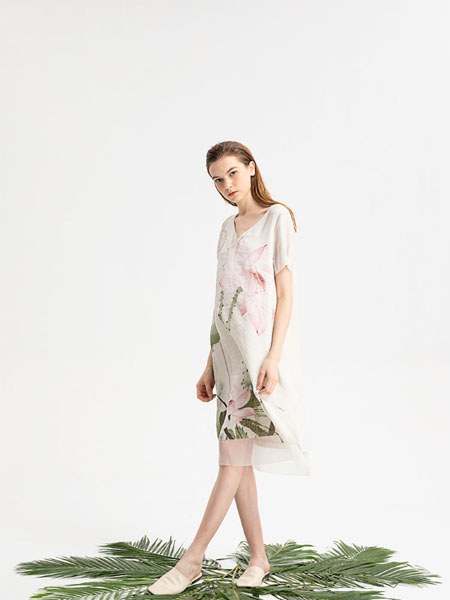 ORIGIN 安瑞井女装品牌2020春夏出来修身白色荷花连衣裙复古雅致