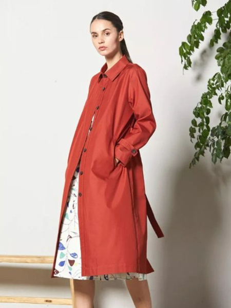 lanafay拉娜菲女装品牌2020春夏红色长款风衣外套