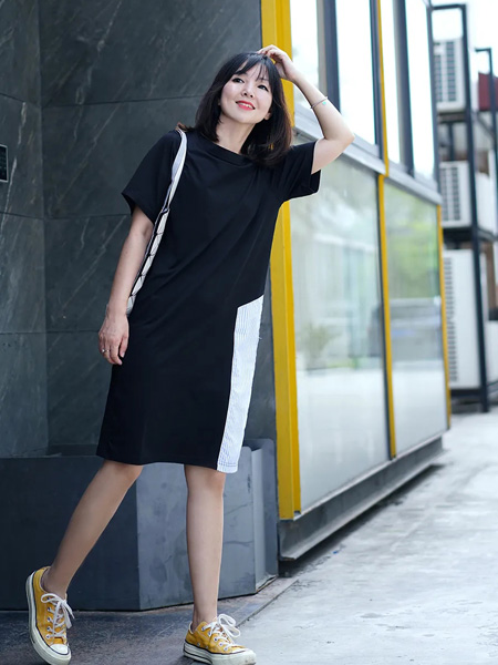 TAN NASSEY女装品牌2020春夏黑色长款连衣裙