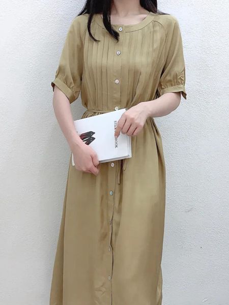 赫本家 - HEBENJIA女装品牌2020春夏圆领绿色连衣裙