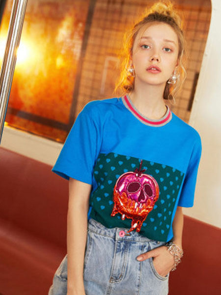 米可芭娜女装品牌2020春夏棉质T恤印花毒苹果创意2020年夏新款