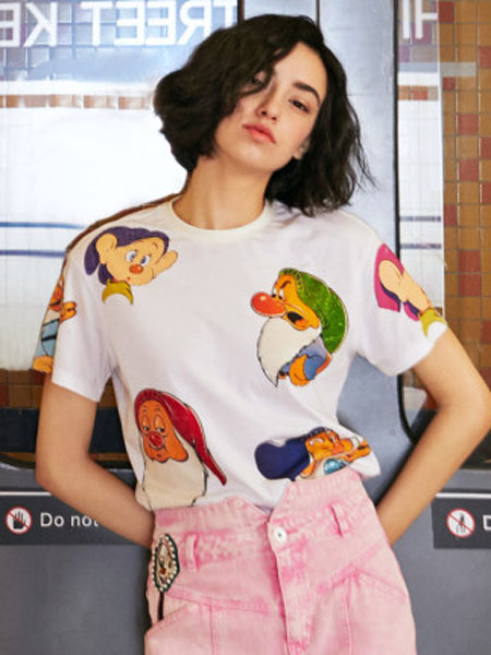 米可芭娜女装品牌2020春夏棉质T恤女小矮人创意2020年夏季新款