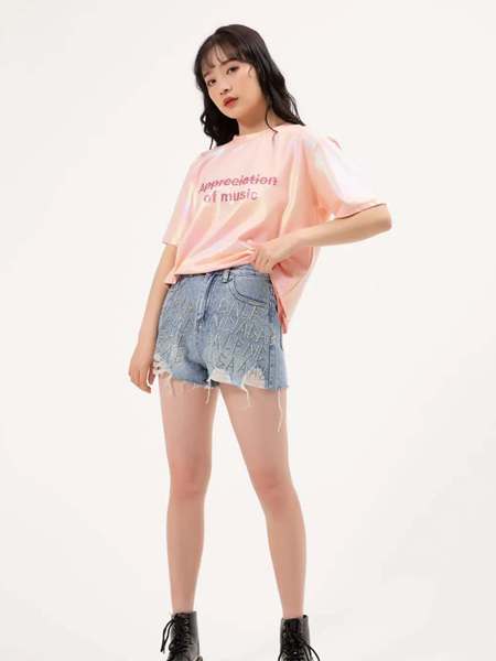果一果女孩女装品牌2020春夏橘粉色T恤