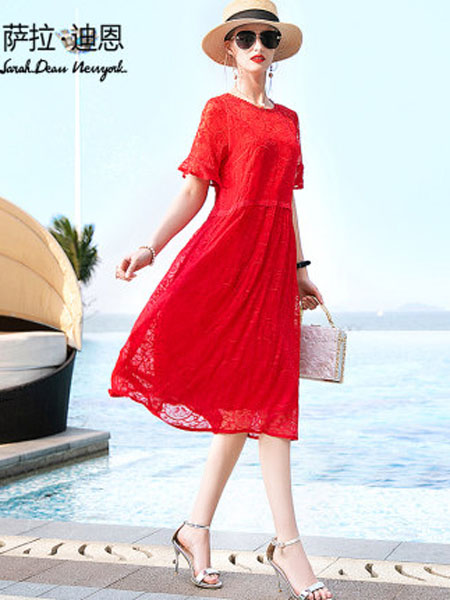 萨拉迪恩女装品牌2020春夏红色真丝连衣裙2020新款夏季高档短袖长款遮肚子宽松绣花桑蚕丝裙