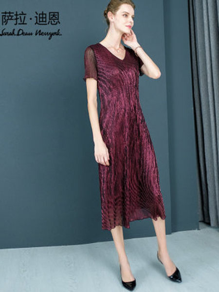 萨拉迪恩女装品牌2020春夏裙子法式复古长裙过膝修身紫色亮丝连衣裙夏长款
