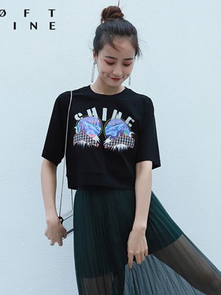 LOFT SHINE女装品牌2020春夏专柜珞炫黑色T恤