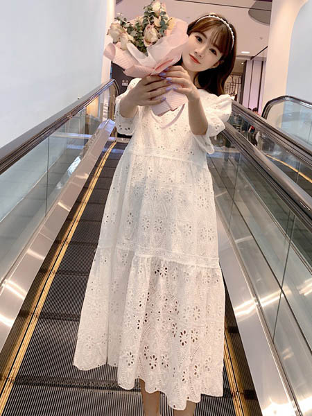 乔薇依JoiueVarry女装品牌2020春夏知性蕾丝连衣裙