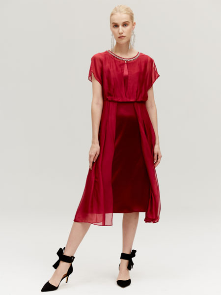 尚约女装品牌2020春夏圆领红色连衣裙