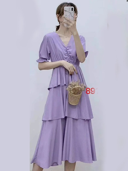 秒赞女装女装品牌2020春夏V领紫色连衣裙优雅