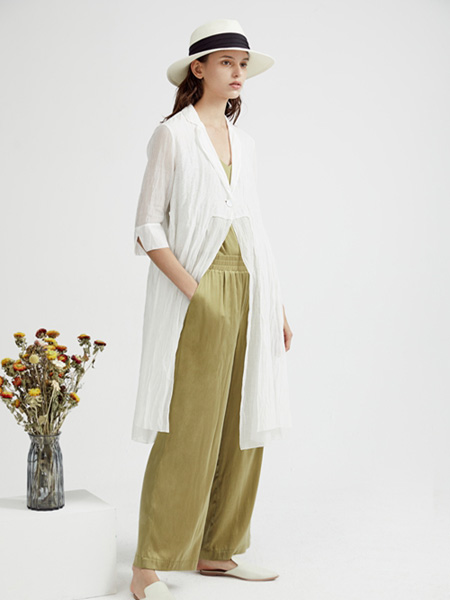 Guke谷可女装品牌2020春夏白色长款薄纱外套