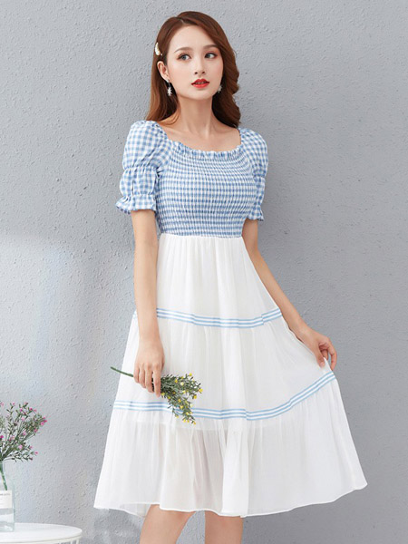 雅苑女装品牌2020春夏方领格纹蓝色上衣拼接白色半裙