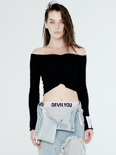 DevilBeauty女装品牌2020春夏露肩紧身黑色上衣
