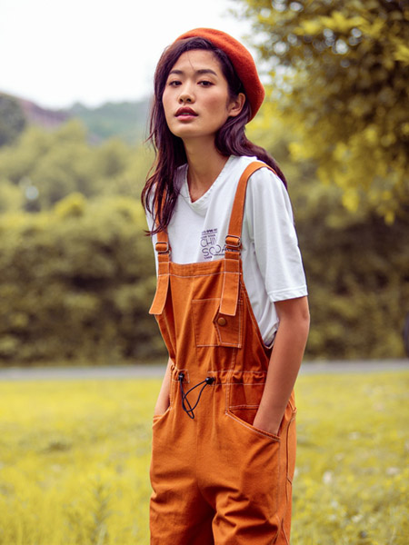 苏昔女装品牌2020秋季橙色背带裤