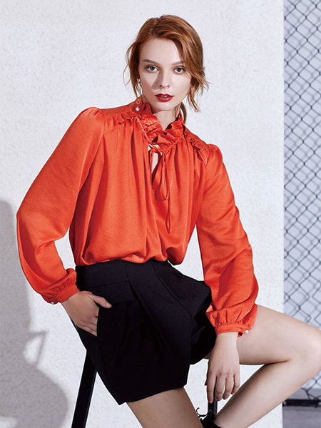 苏昔女装品牌2020春橙色长袖雪纺衫黑色短裤