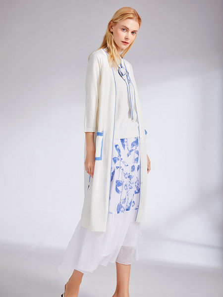 谷度女装品牌2020秋季蓝色印花半裙白色蝴蝶结雪纺衫