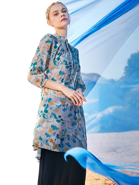 谷度女装品牌2020秋季青色碎花中长款雪纺衫
