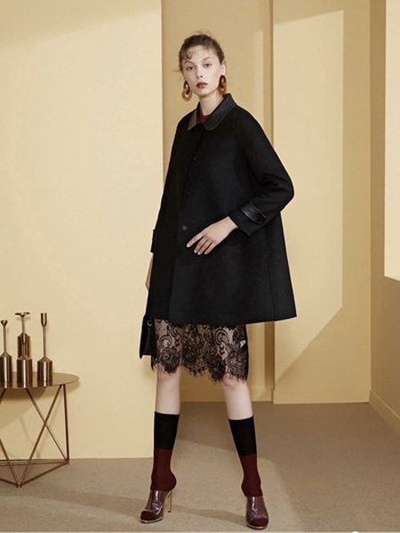 莫欧莎女装品牌2020秋季翻领黑色中长款外套