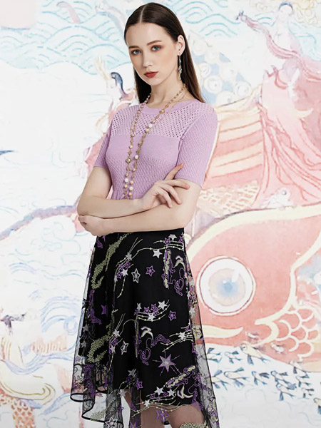 伯妮斯茵ERNIEELEN女装品牌2020春夏青莲色针织衫--众灵杂沓--《洛神赋》