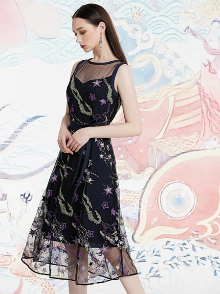伯妮斯茵ERNIEELEN女装品牌2020春夏无袖黑色五角星紫色连衣裙--众灵杂沓--《洛神赋》