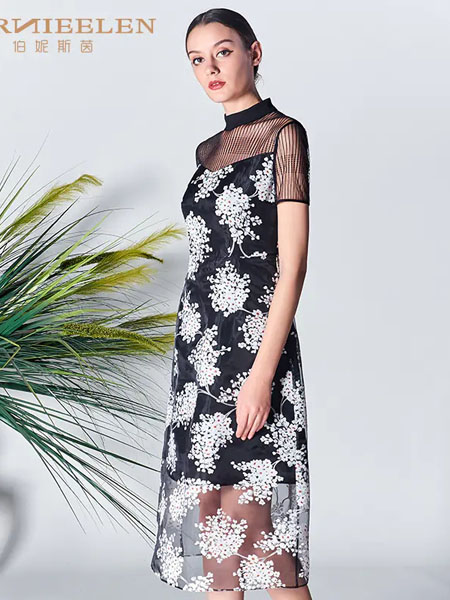 伯妮斯茵ERNIEELEN女装品牌2020春夏连衣裙--莫克清真寺《智慧之光--波 斯艺术》