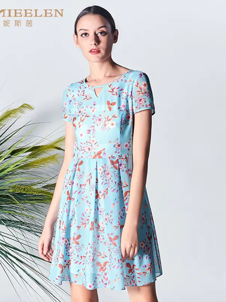 伯妮斯茵ERNIEELEN女装品牌2020春夏连衣裙--64道祝福《智慧之光--波 斯艺术》