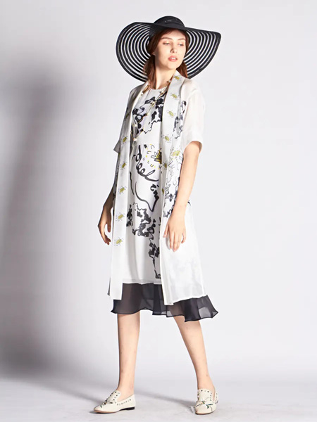 伯妮斯茵ERNIEELEN女装品牌2020春夏风衣--欧韦农场--《燃烧的灵魂--梵高》