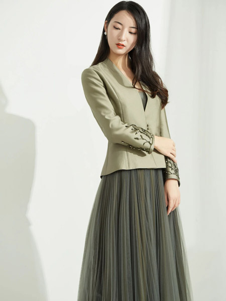 粉蓝时尚女装品牌2020秋季绿色套装网纱裙