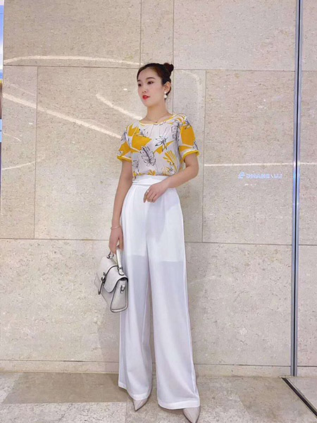 范卡图女装品牌2020春夏黄色雪纺衫白色长裤