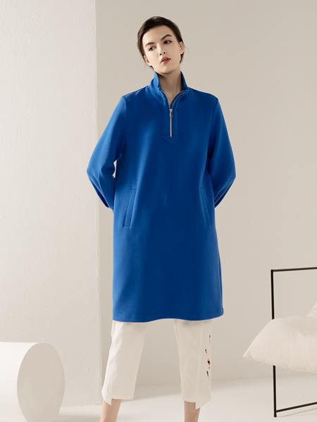约布女装品牌2020秋季蓝色中长款卫衣