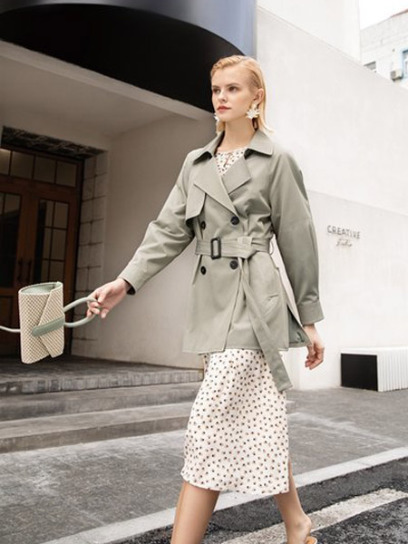 布根香女装品牌2020秋季灰绿色西装外套
