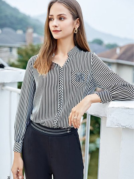 爱诗帛雅女装品牌2020秋季竖纹黑白色衬衫