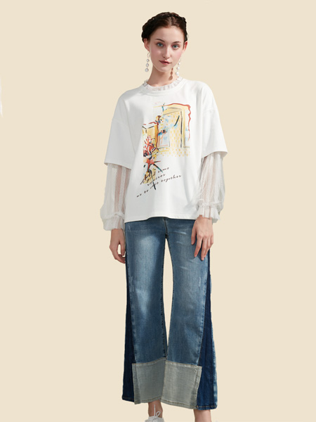 认同女装品牌2020秋季白色T恤牛仔喇叭裤