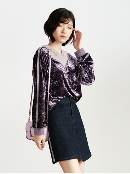 UMISKY优美世界女装品牌2020秋季银紫色长袖上衣