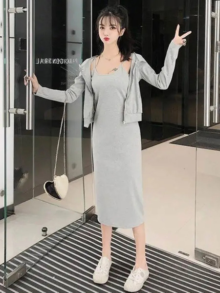 迷境女装品牌2020秋季灰色修身连衣裙外套短裤