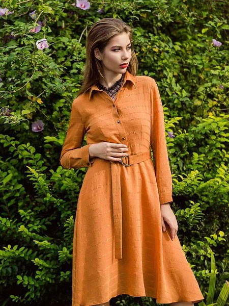 舍念女装品牌2020秋季橙色连衣裙皮带收腰