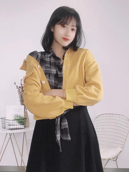 18Fans女装品牌2020秋季黄色长袖外套