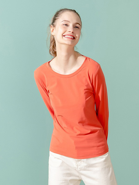语格女装品牌2020春夏橘红色纯色T恤
