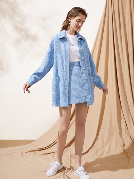 CHICHY女装品牌2020秋季蓝色长袖外套短裙