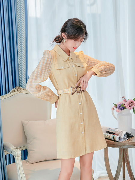 YANG女装品牌2020秋季淡黄色商务连衣裙