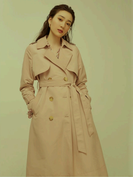 名实女装品牌2020秋季浅粉色皮带收腰西装连衣裙