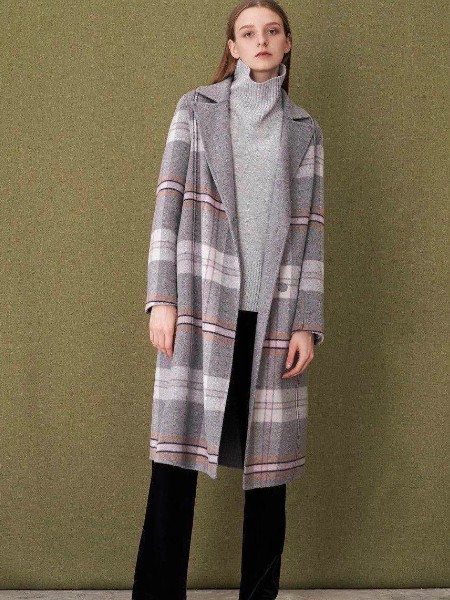 广州健凡服饰女装怎么样?一二线品牌女装折扣批发